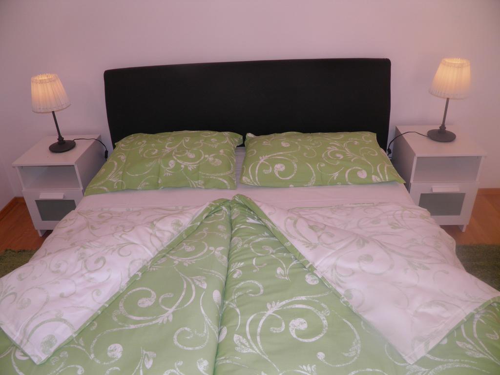 Apartments Perla Dinjiška Eksteriør billede